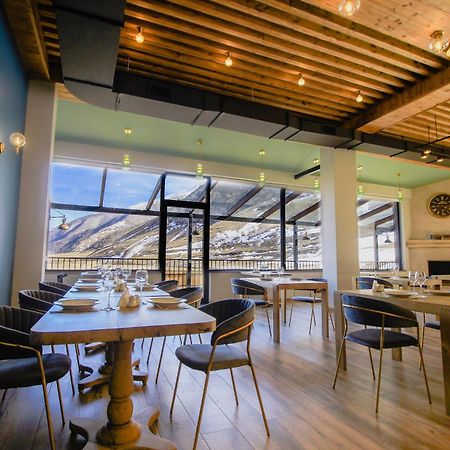 Suatis Resort Kazbegi Εξωτερικό φωτογραφία