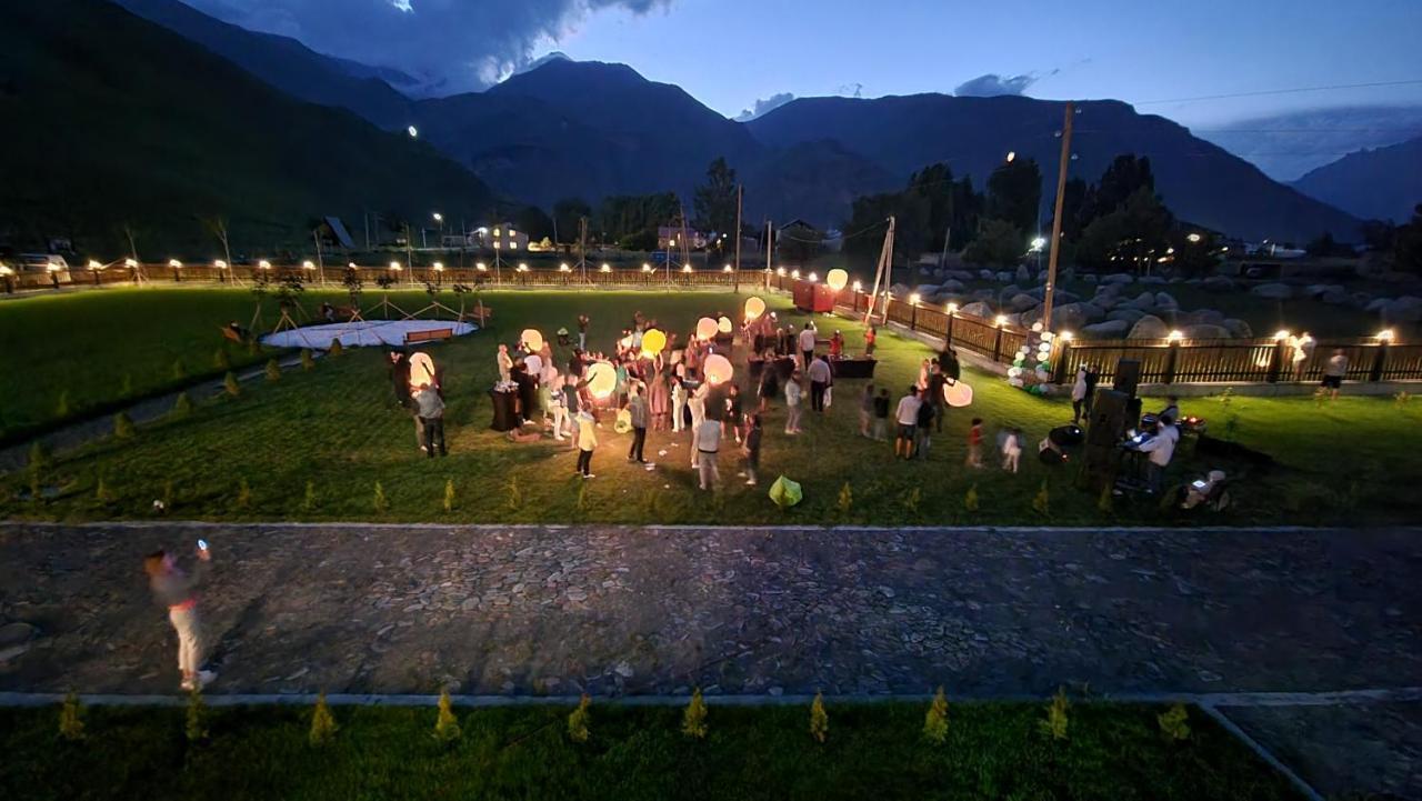 Suatis Resort Kazbegi Εξωτερικό φωτογραφία